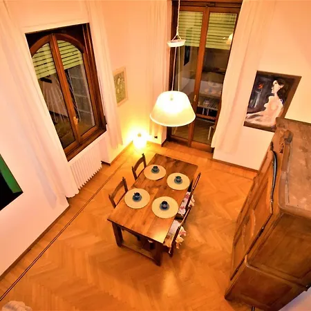 Stazione, - Casa Vittoria *