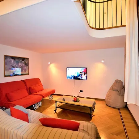 Appartamento Stazione, - Casa Vittoria